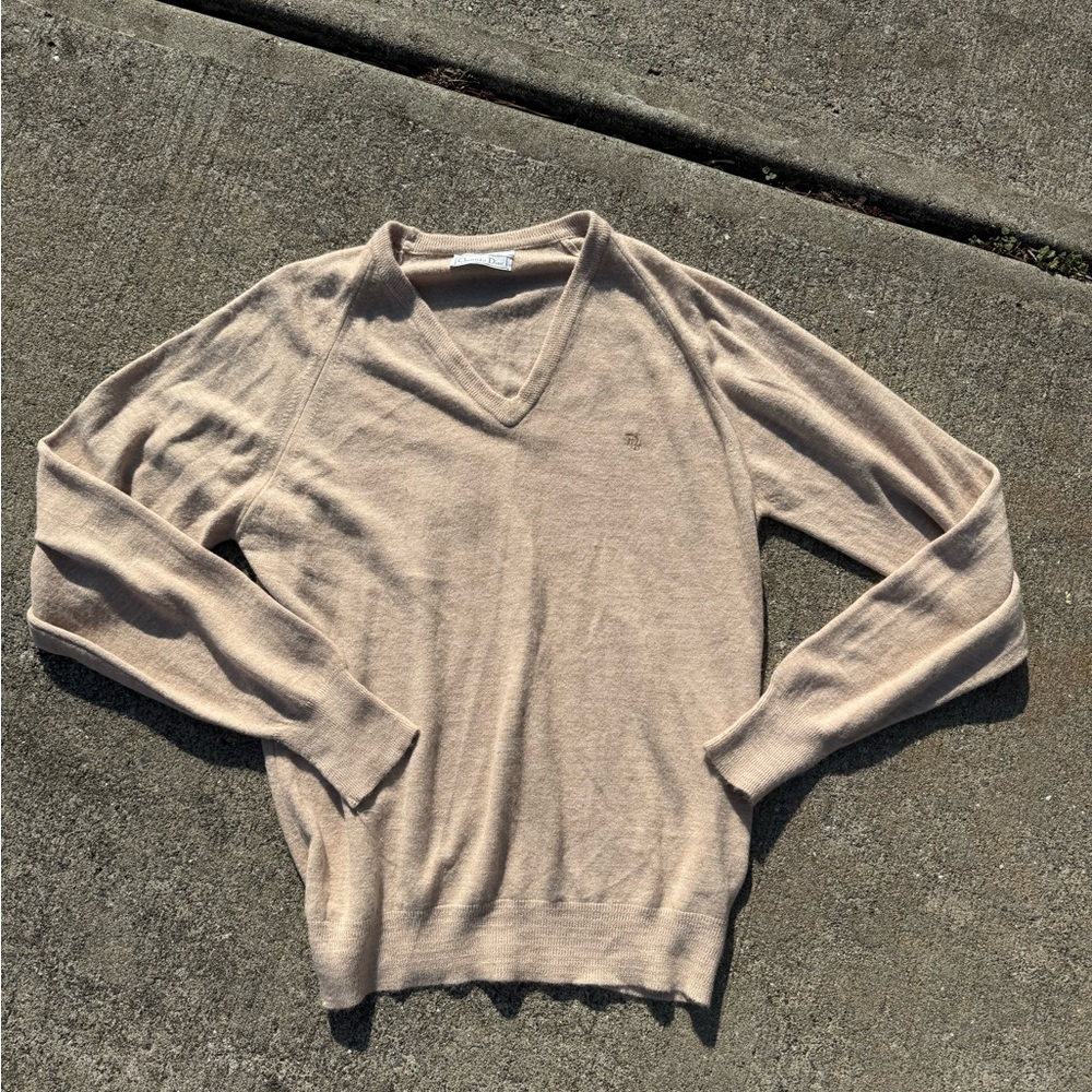 V-neck Lightweight Sweater - Beige